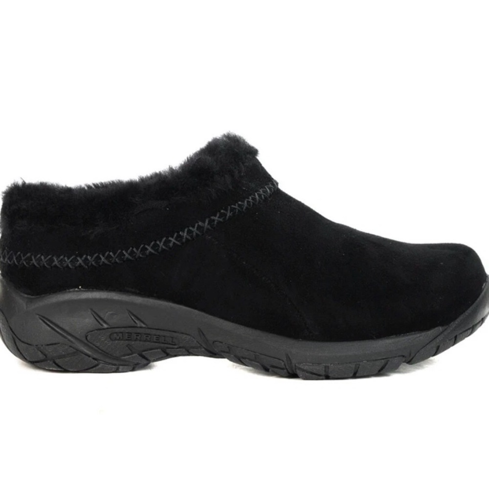 Merrell Encore Ice 4 women’s shearling clogs: color is Black